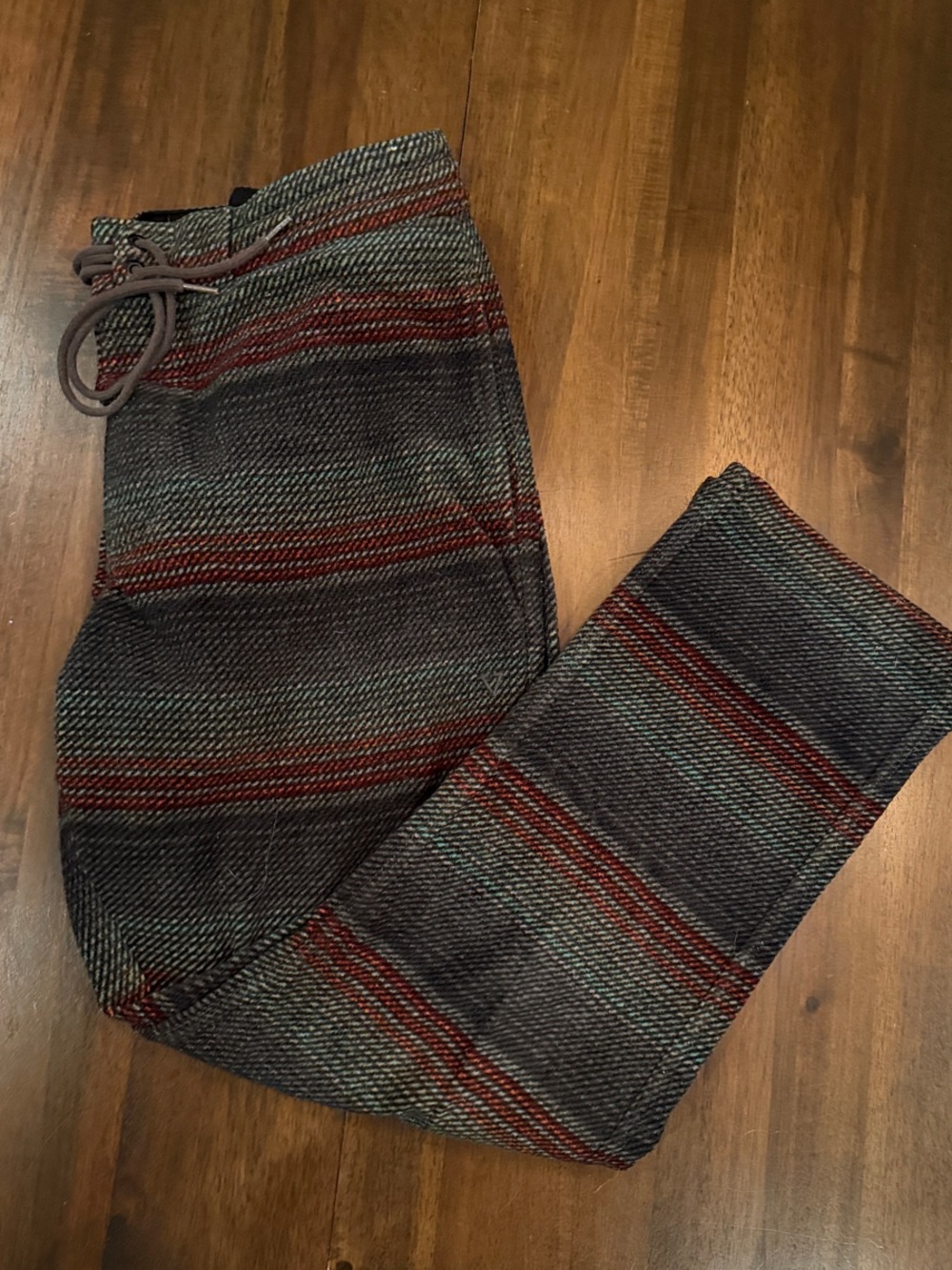 VISSLA Gray Stripe Jogger Pants with Red Accents